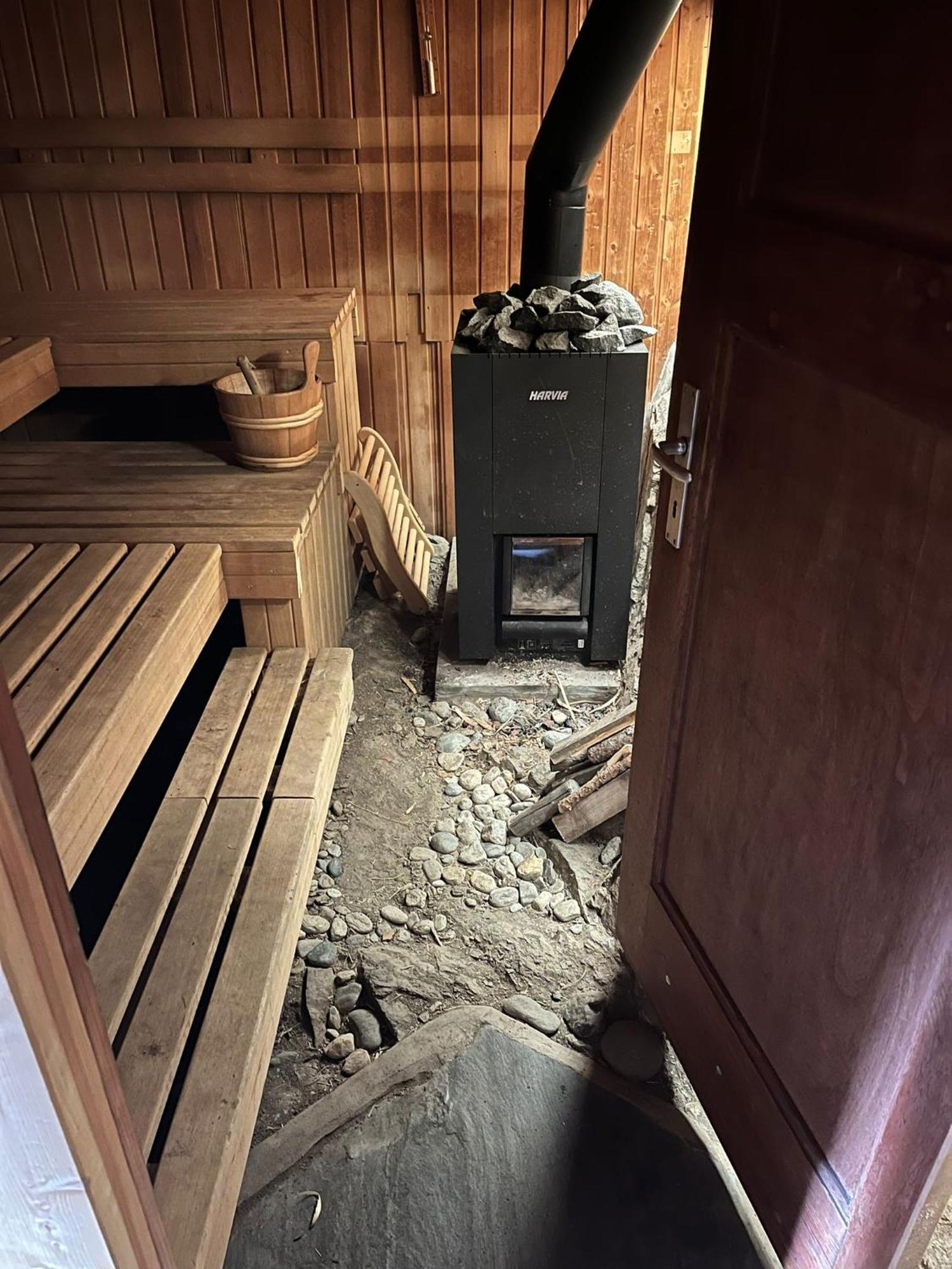 Вилла Chalet La Paz With Hotpot And Sauna Torbel Экстерьер фото